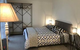Studio A 300 M De La Gare De Mantes-La-Jolie